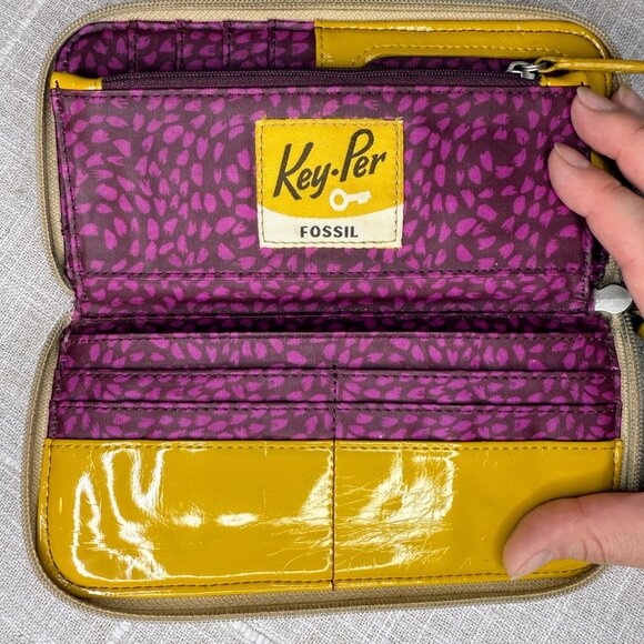 Fossil Keyper Zip Around Wallet - Colorful Waxed Floral Canvas - Picture 7 of 7